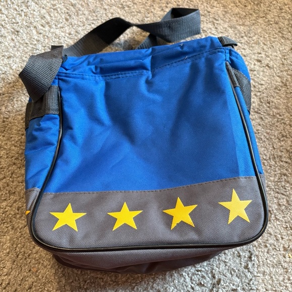 VINTAGE Disney's All-Star Resort Sports Travel Cooler Lunchbox World Crossbody - Picture 4 of 7